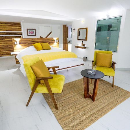Hotel Forest Хуаучинанго Екстериор снимка