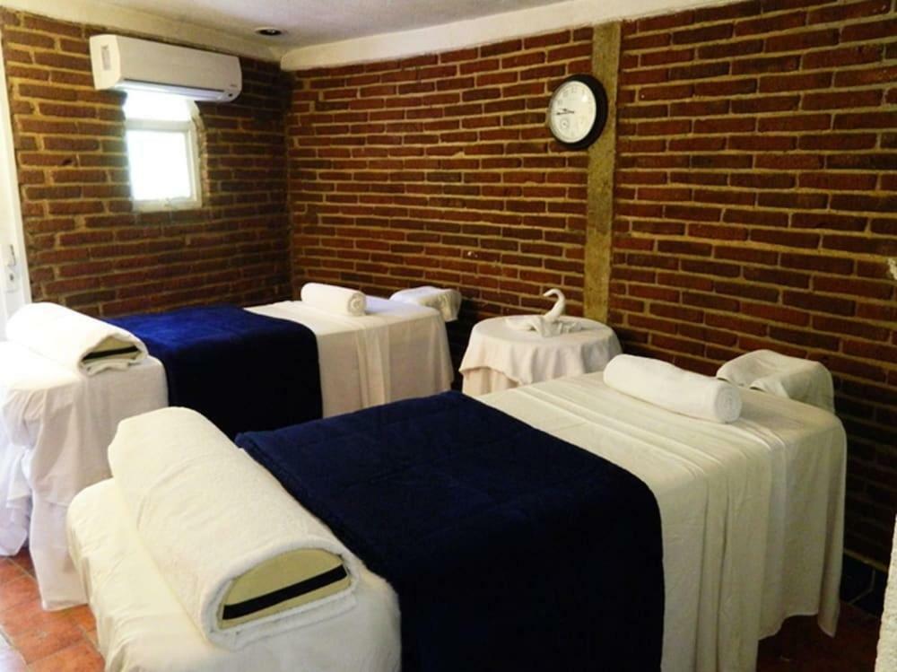 Hotel Forest Хуаучинанго Екстериор снимка